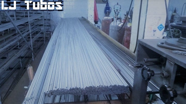 TUBOS DE AÇO INOX NA ZONA LESTE